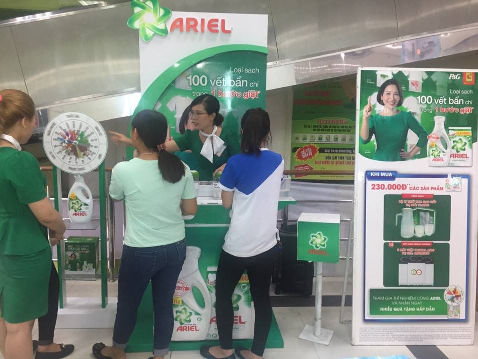 Thi công bacdrop, giá kệ tide tại siêu thị Big C Hải Phòng