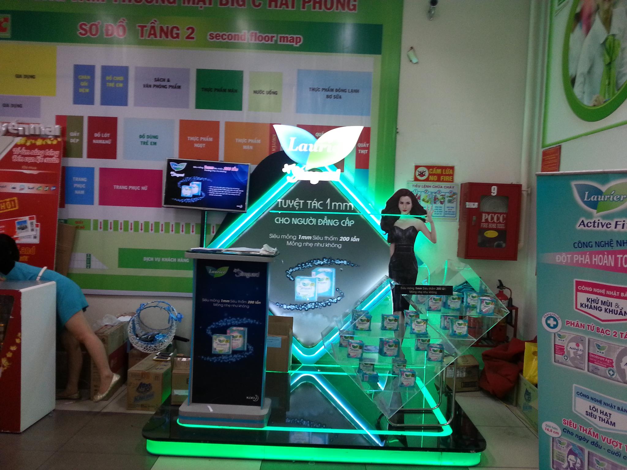 Thi công, lắp đặt gian hàng trưng bầy sản phẩm mới tại Hải Phòng
