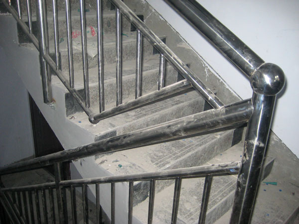 Cung cấp và lắp đặt cầu thang sắt - inox Hải Phòng